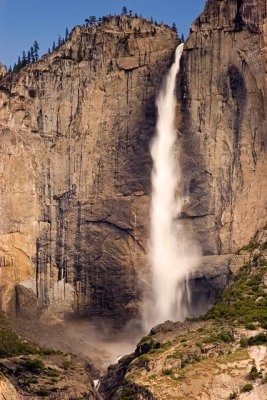 Classic Yosemite Falls 1w.jpg