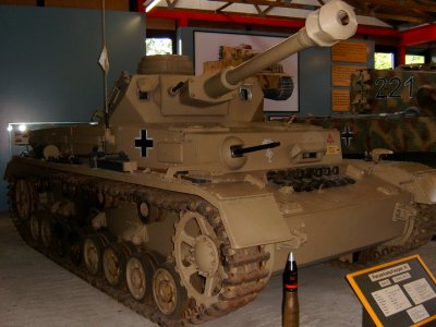 Panzer IV w/Afrika Korp paint