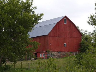 Nice Red Barn.jpg