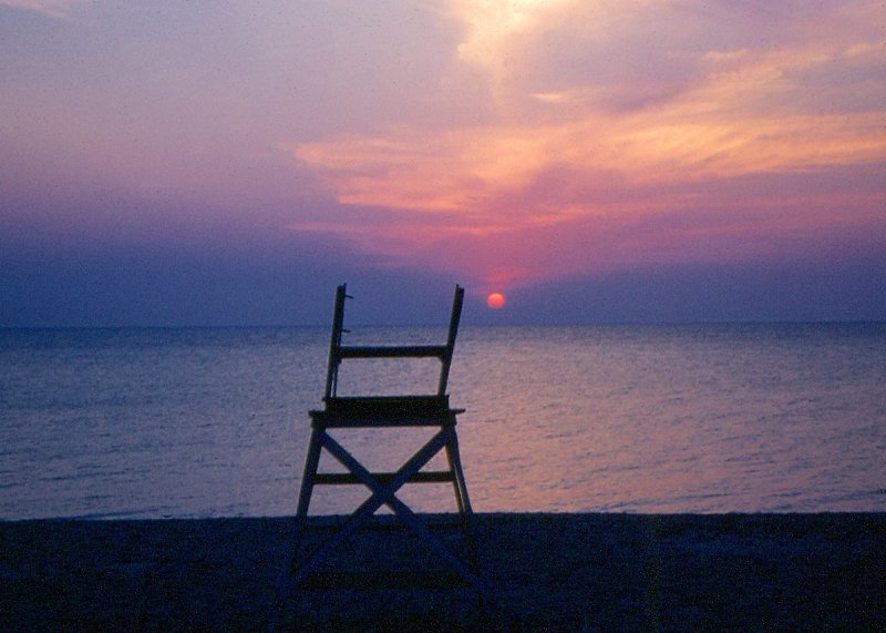 ... a lifeguards day is done ...