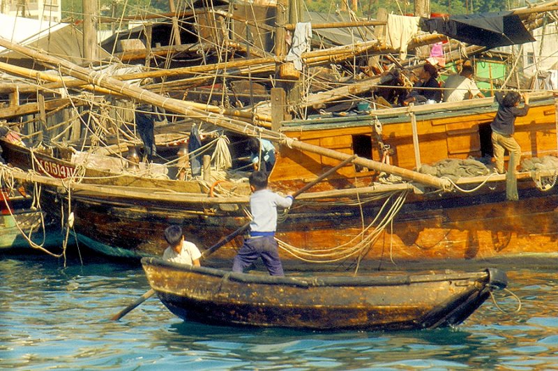 Life in the Aberdeen Fishing Village