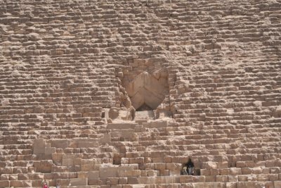 P. Great pyramid with true opening and thiefs opening.JPG