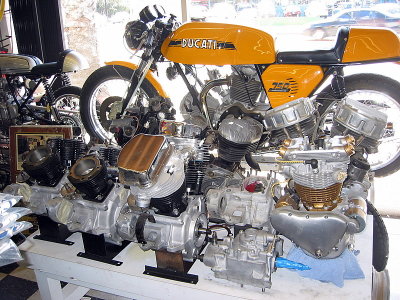 Engines and Ducati 750 Sport
