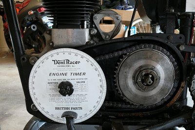 Degree wheel on the end of the crank