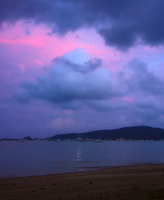 Dusk on a warm night at Chalong Beach