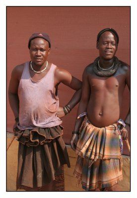 Himba mannen.