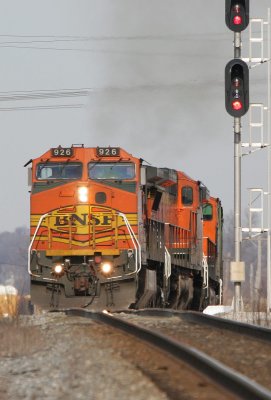 Q645 gets a green signal and moves from siding to main at Decker