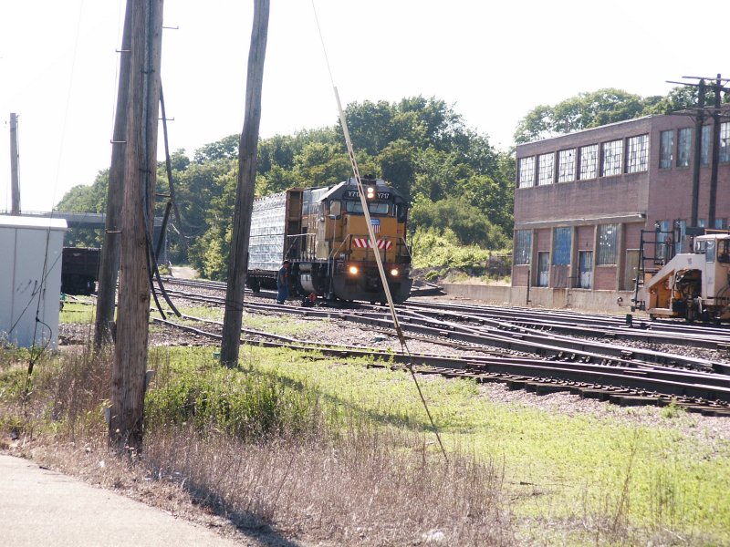 Conductor for UP Engine 717 throwing switches at Sterling 1.JPG