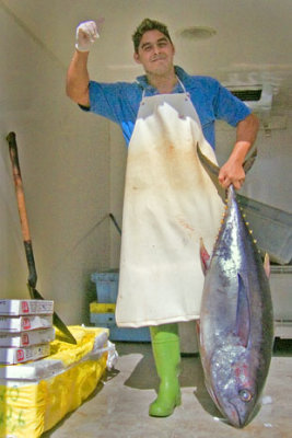 Fish dealer with Tuna