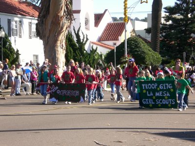 Most Holiday Spirit: La Mesa Girl Scouts Troops 6616 and 6176