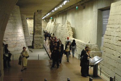 Medieval Louvre foundations