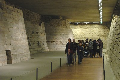 Medieval Louvre foundations