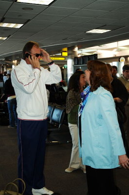 Brian Billick talking to Mike on cell phone