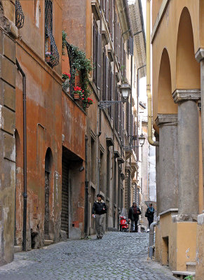 Old Columns  0651