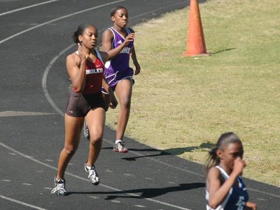 Girls 200M prelims