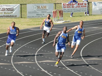 Boys 200M prelims