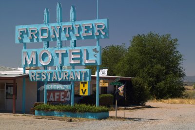 frontier motel