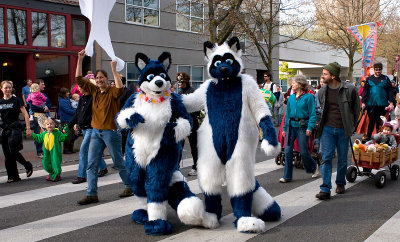 Blue and white bears