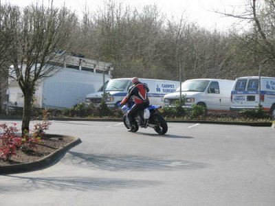 r1-supermoto2.jpg