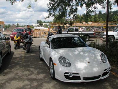 moto-liv-sas-cayman.jpg