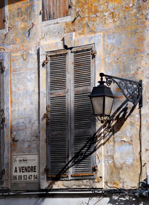 Fixer-Upper, Arles