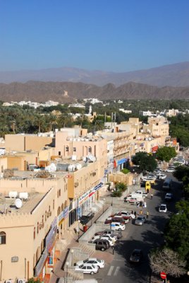 Main street of Nizwas new town