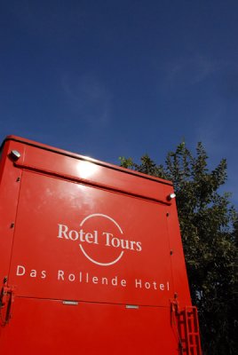 Rotel Tours - Das Rollende Hotel