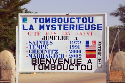 Bienvenue  Tombouctou La Mysteriuse, together with the Sister Cities, Tempe AZ, Chemnitz, Marrakech and Saintes