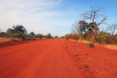 The main road leaving Kita for the capital, Bamako