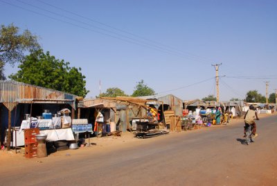 The N1, the road to Agadez and the rest of Niger, Dosso