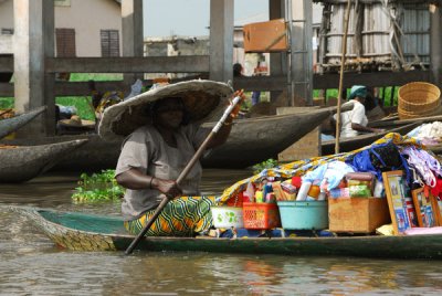 Paddling Peddler, Ganvi, Bnin