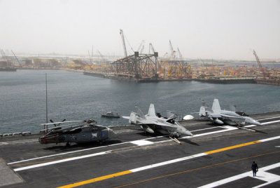 USS Nimitz, Port of Jebel Ali, UAE