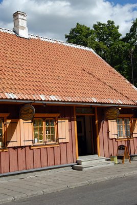 Jussin Viinakauplus, Nikolai tnav, Prnu