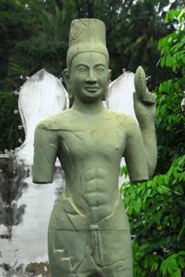 Statue, Phnom Penh Royal Palace