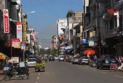 Phnom Penh street - old town