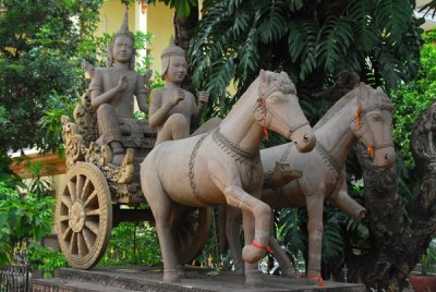 Chariot, Wat Ounalom, Phnom Penh