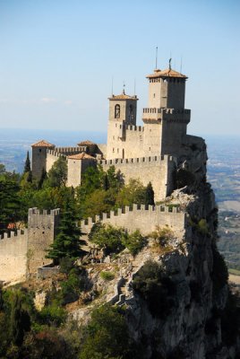Castello della Guaita, 1253, La Rocche, San Marino