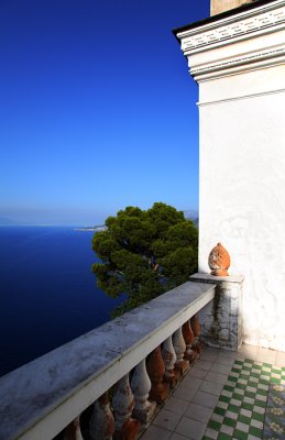 Villa  Fersen upper terrace