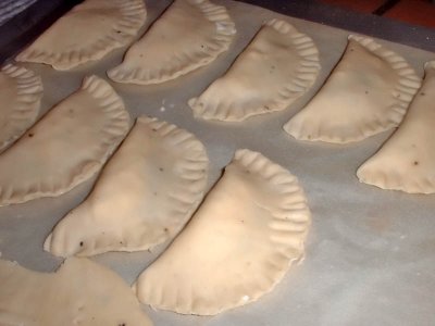 preparing panzarotti