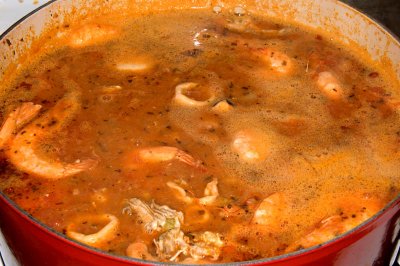 zuppa di mare stewing
