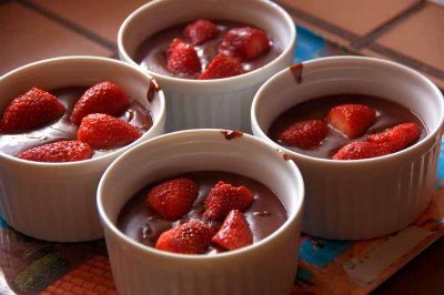 chocolate pudding and strawberries