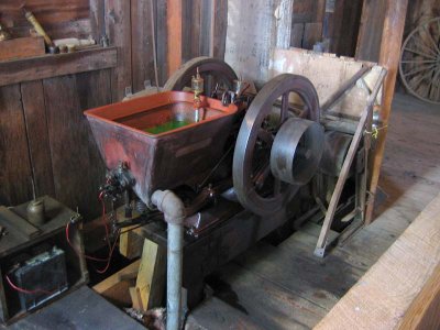 Hit & Miss Engine