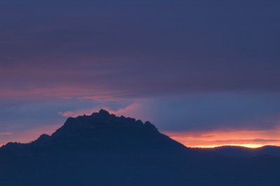 01 Nov Sunrise Sierra Buttes