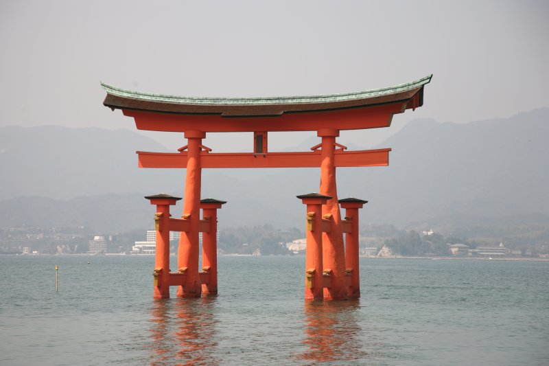 torii memorial hiroshima japan
