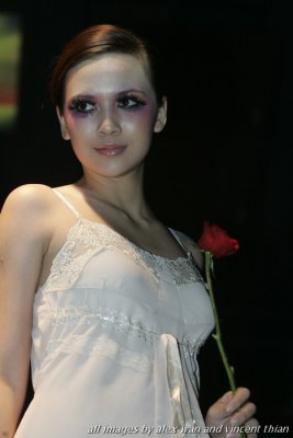 looque_2nd_s1435.jpg