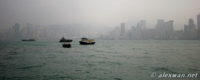 HK (2005) harbour01.jpg