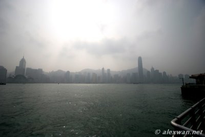 HK (2005) harbour02.jpg