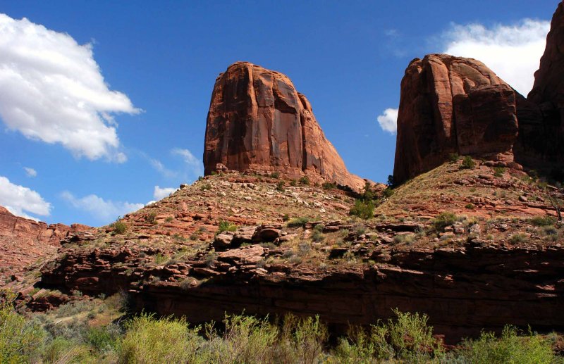 Sandstone bullets (inspiration for Madonas wardrobe?)
