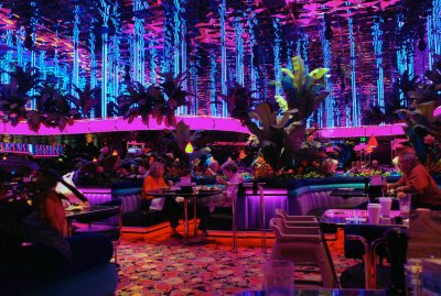 Casino restaurant: an other-worldly environment