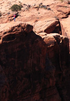 Person with a Delicate Arch viewpoint
